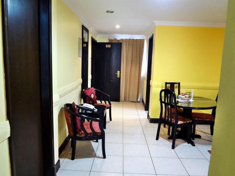 Deebaj Al Khabisi Plaza Aparthotel Дубай Екстериор снимка