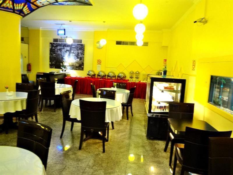 Deebaj Al Khabisi Plaza Aparthotel Дубай Екстериор снимка