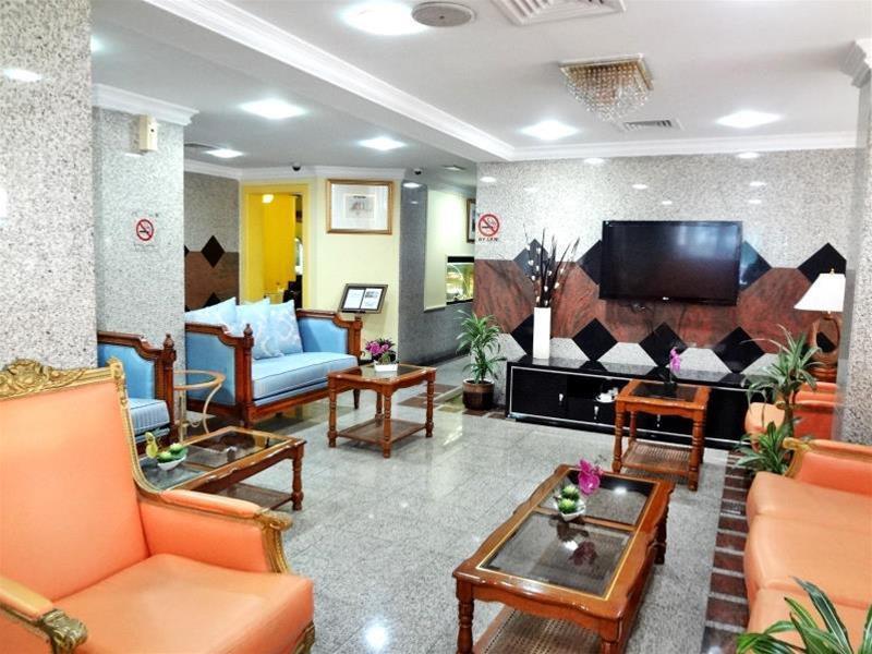 Deebaj Al Khabisi Plaza Aparthotel Дубай Екстериор снимка